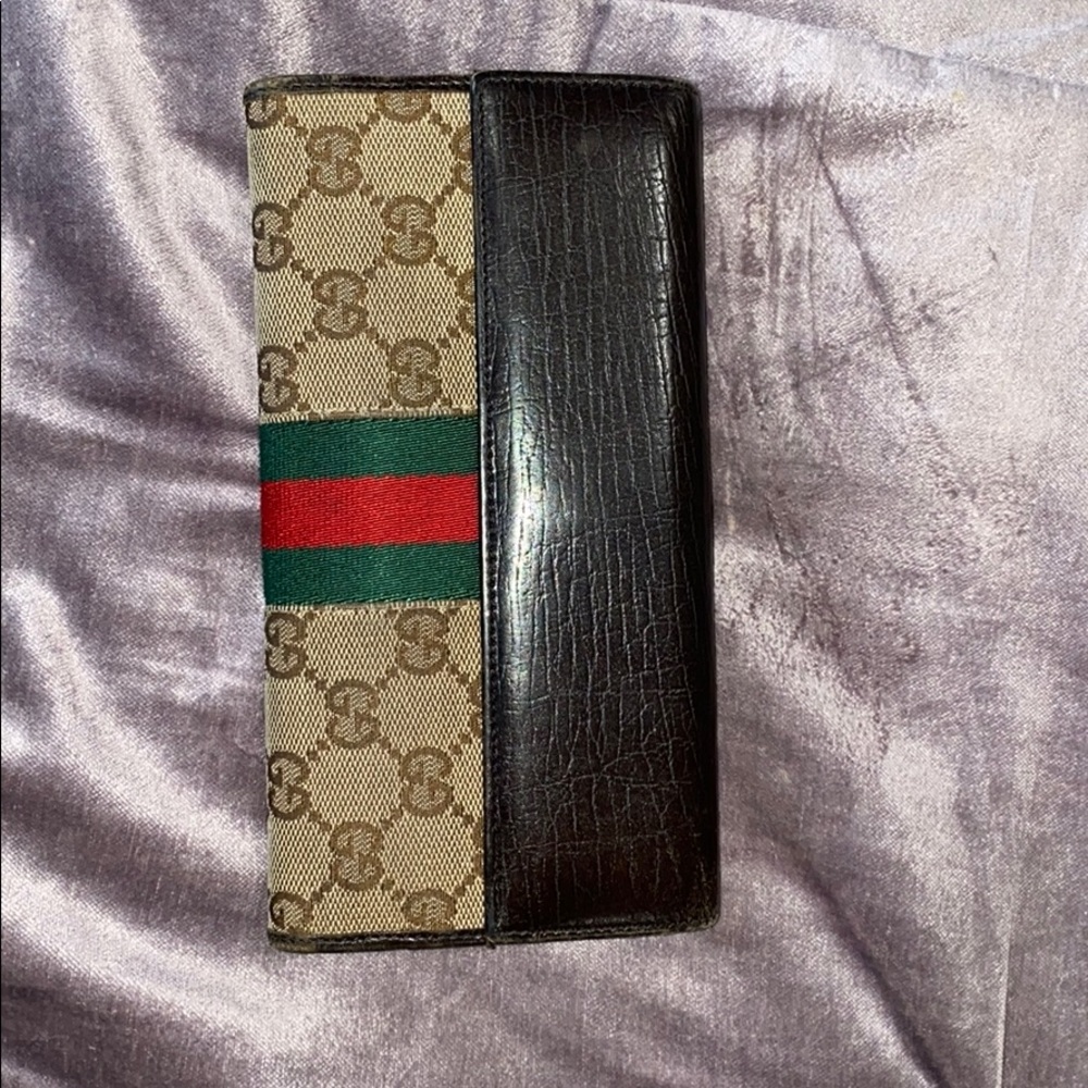 Authentic Gucci Wallet